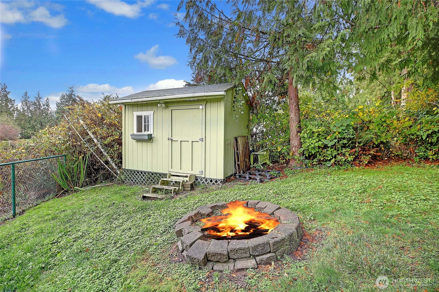 1881 Lake Drive , Camano Island, WA 98282-7607