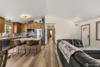 1989 4th St SE , East Wenatchee, WA 98802 - Photo 8