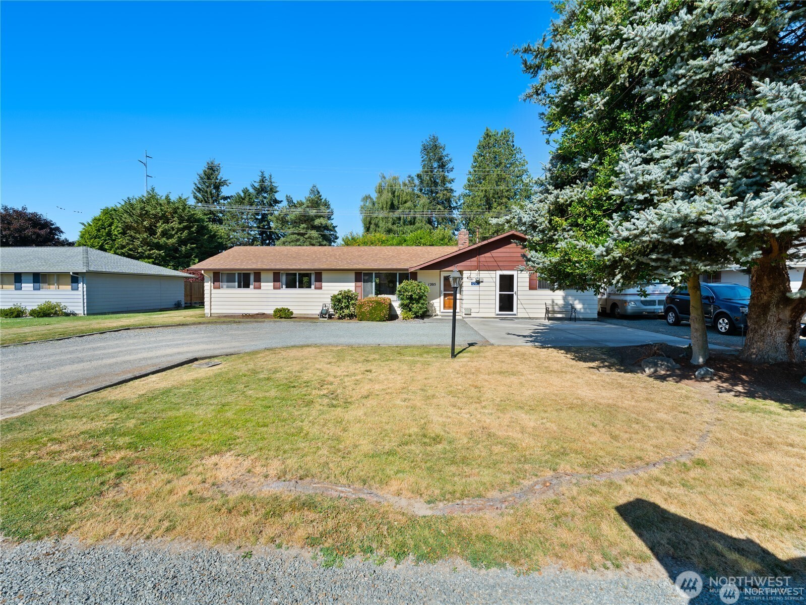 1205 S Walnut Street , Burlington, WA 98233