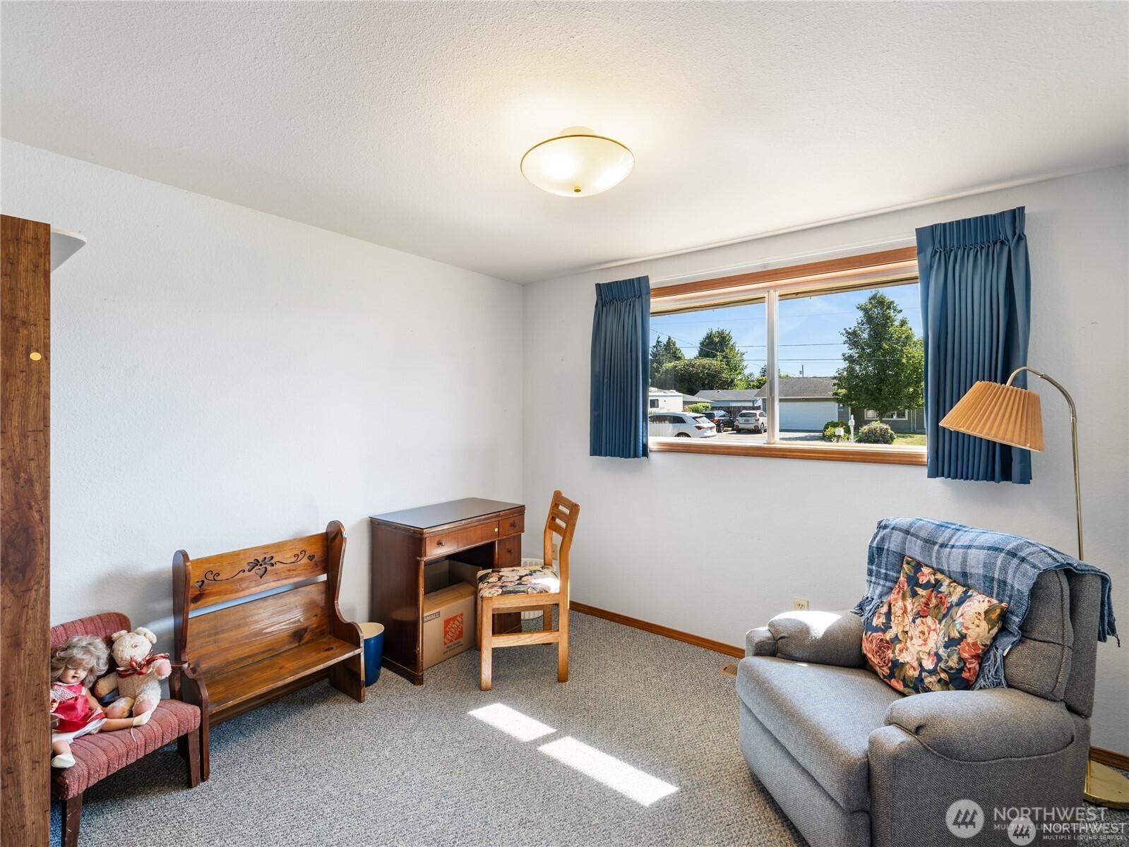 1205 S Walnut Street , Burlington, WA 98233