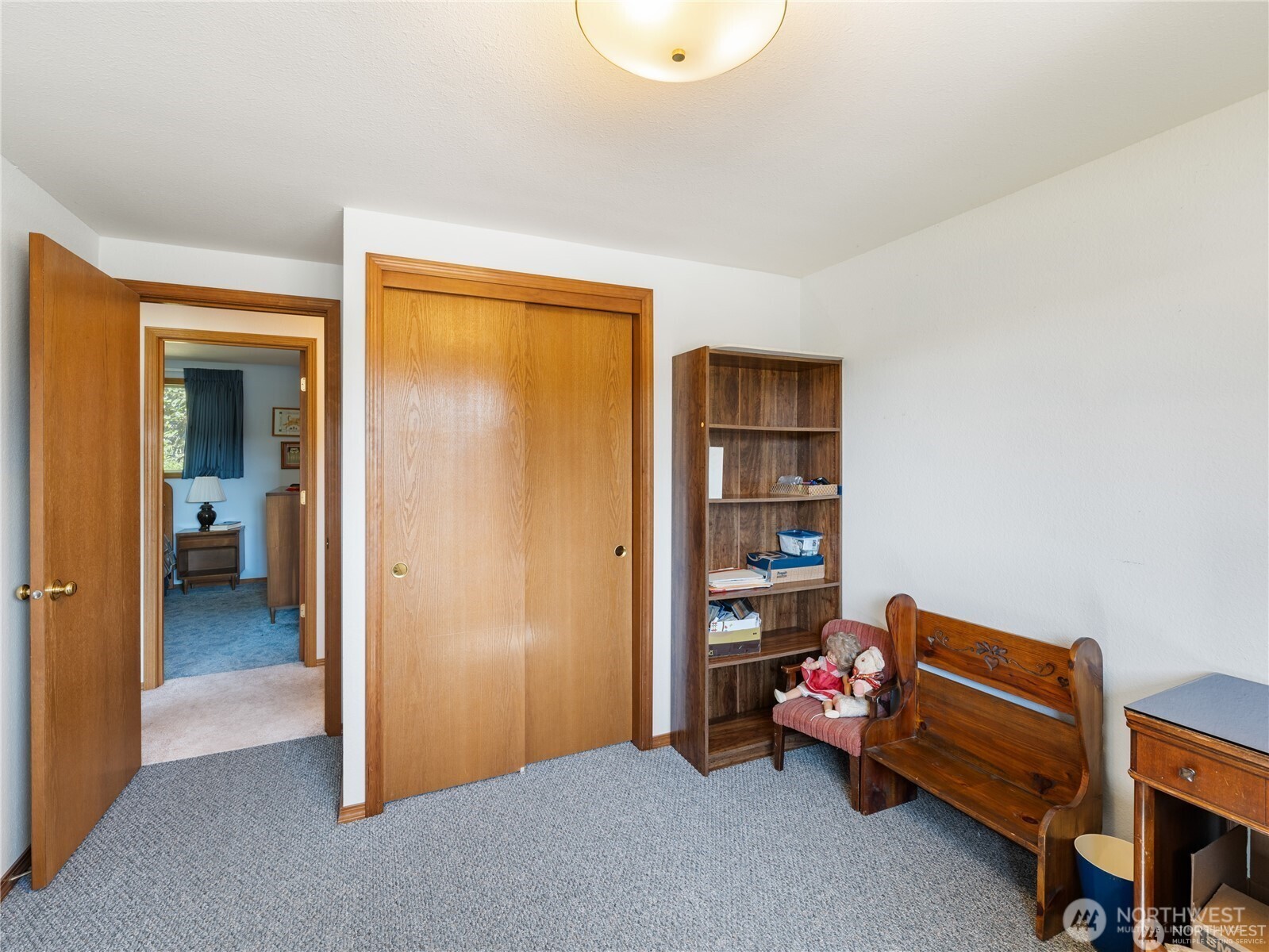 1205 S Walnut Street , Burlington, WA 98233