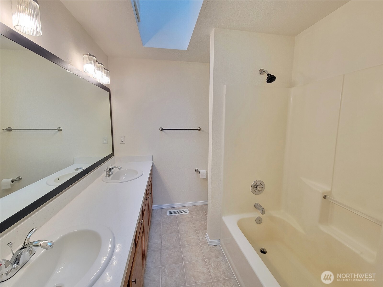 3226 75th Avenue SE, Olympia, WA 98502