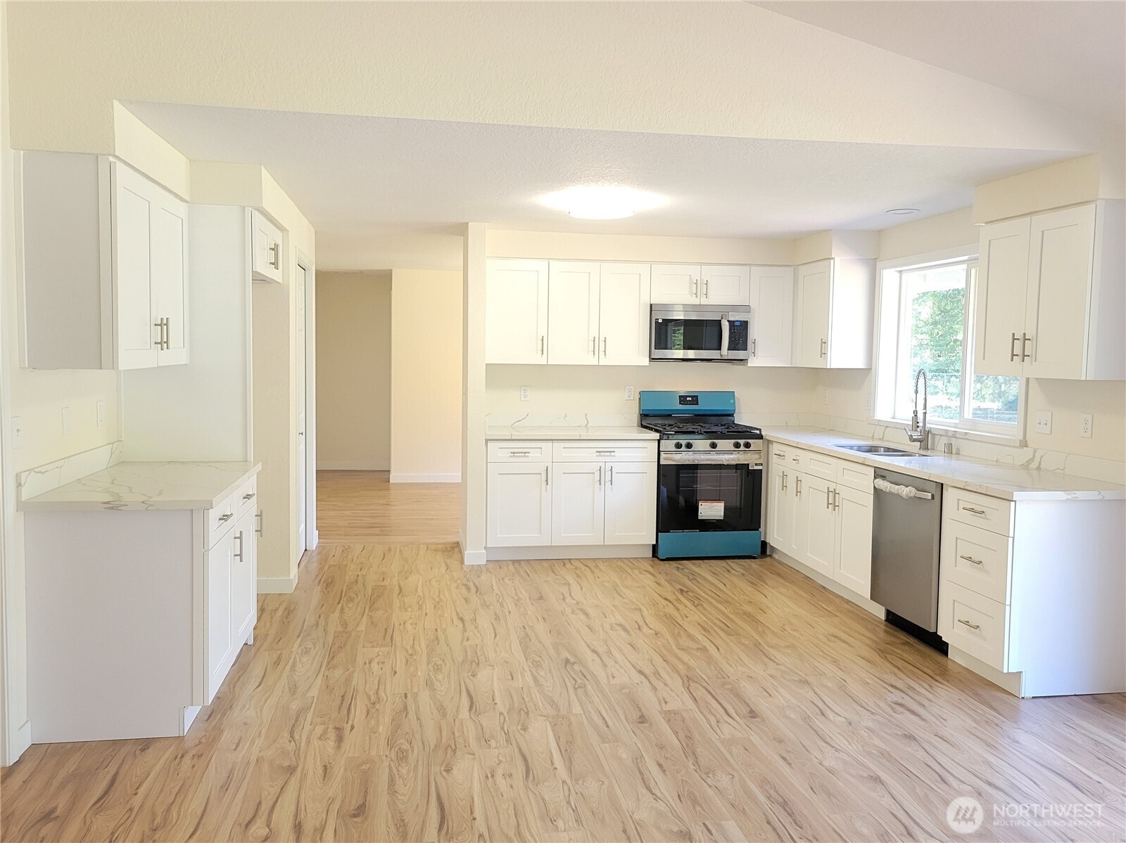 3226 75th Avenue SE, Olympia, WA 98502