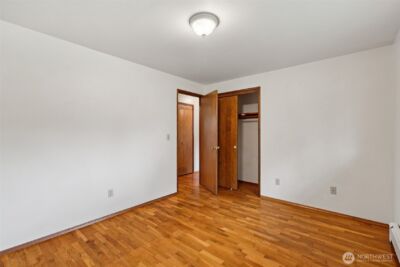 430 SE Andrews Street , Issaquah, WA 98027 - Photo 16