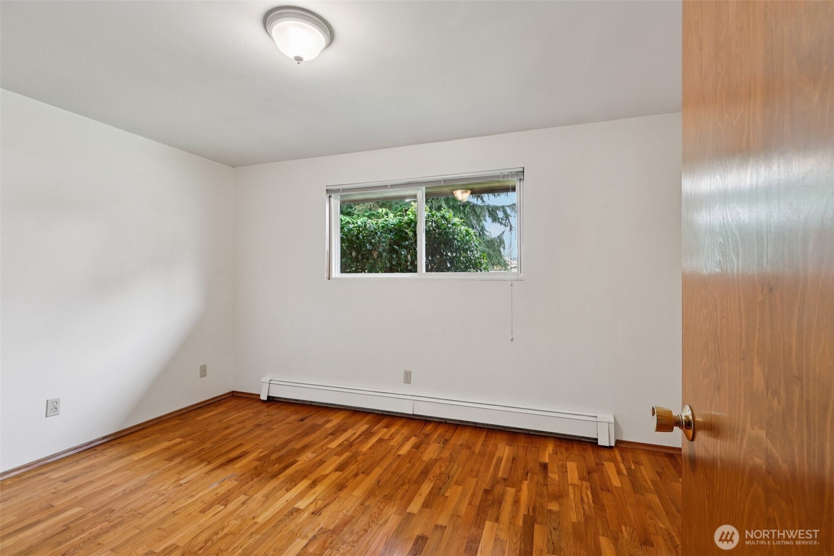 430 SE Andrews Street , Issaquah, WA 98027