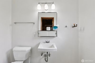 430 SE Andrews Street , Issaquah, WA 98027 - Photo 21