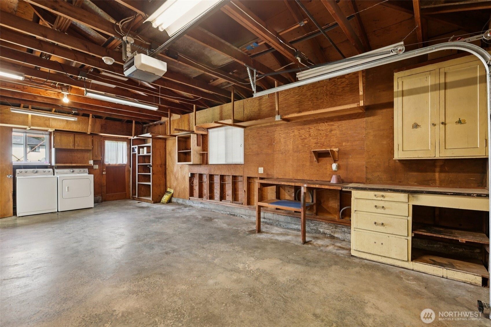 430 SE Andrews Street , Issaquah, WA 98027