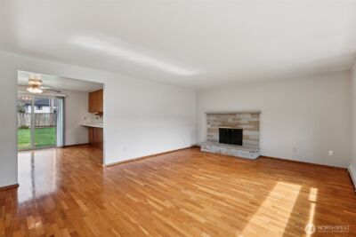 430 SE Andrews Street , Issaquah, WA 98027 - Photo 4