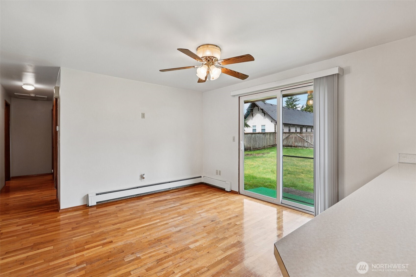 430 SE Andrews Street , Issaquah, WA 98027