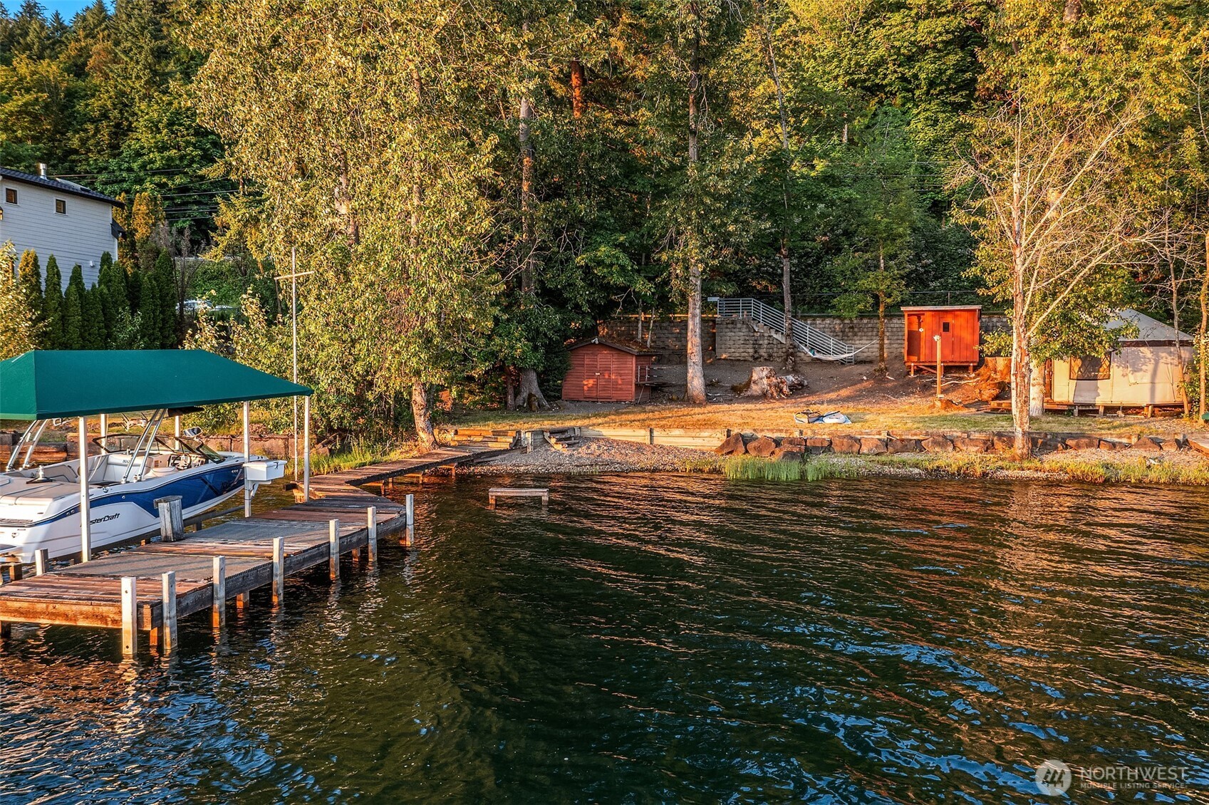 23 YURT E Lake Sammamish Parkway NE, Sammamish, WA 98074