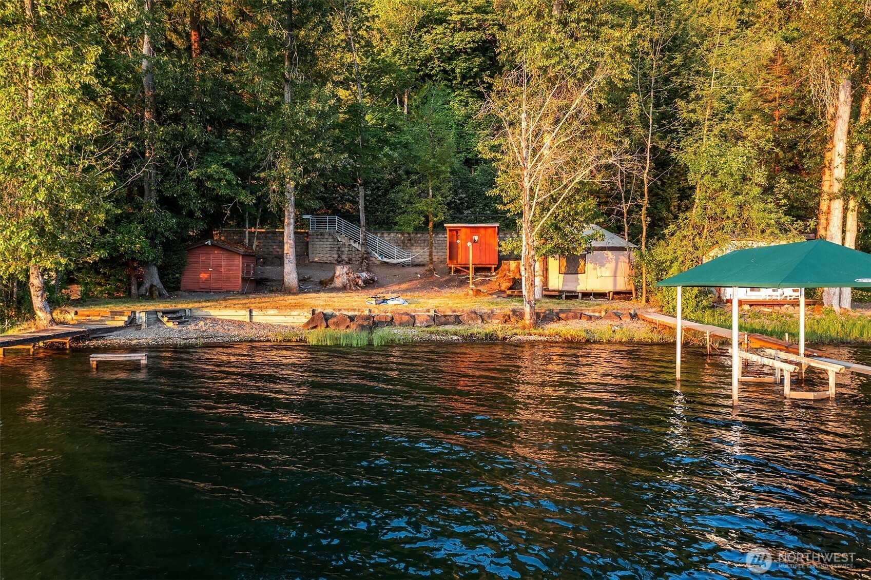 23 YURT E Lake Sammamish Parkway NE, Sammamish, WA 98074