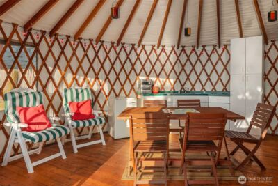 23 YURT E Lake Sammamish Parkway NE, Sammamish, WA 98074 - Photo 6