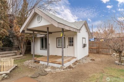 785 N Jerome Lane , East Wenatchee, WA 98802