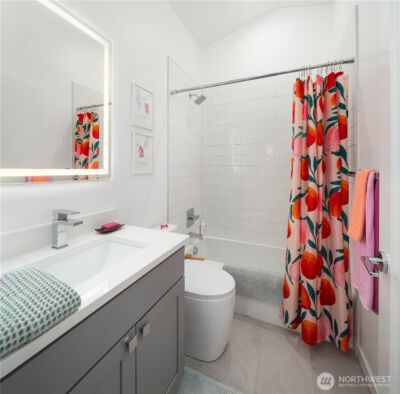 10421 41st Avenue SW #B, Seattle, WA 98146 - Photo 16