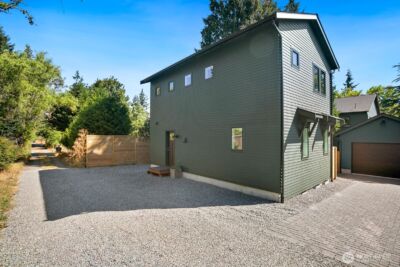 10421 41st Avenue SW #B, Seattle, WA 98146 - Photo 30