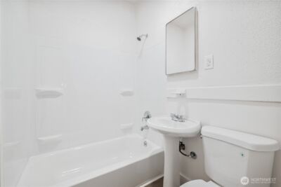 320 23rd Avenue , Longview, WA 98632 - Photo 13