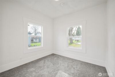 320 23rd Avenue , Longview, WA 98632 - Photo 14