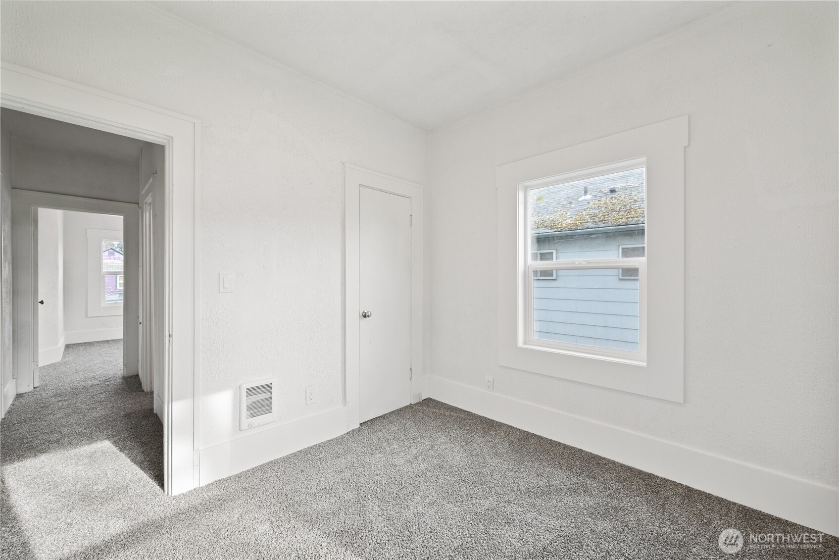 320 23rd Avenue , Longview, WA 98632