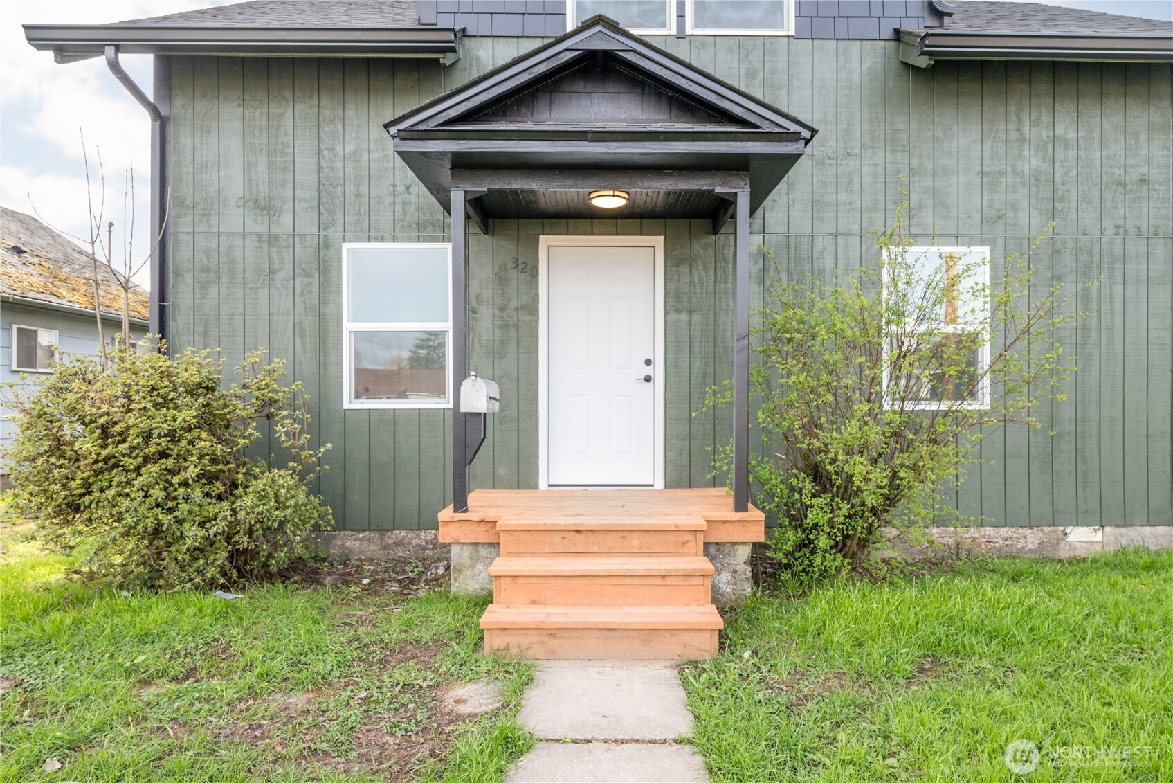 320 23rd Avenue , Longview, WA 98632