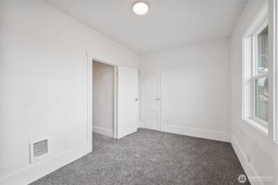 320 23rd Avenue , Longview, WA 98632 - Photo 22