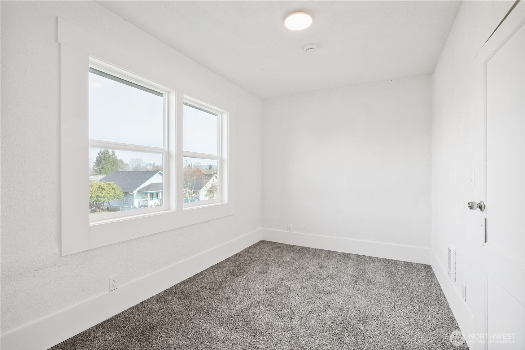 320 23rd Avenue , Longview, WA 98632