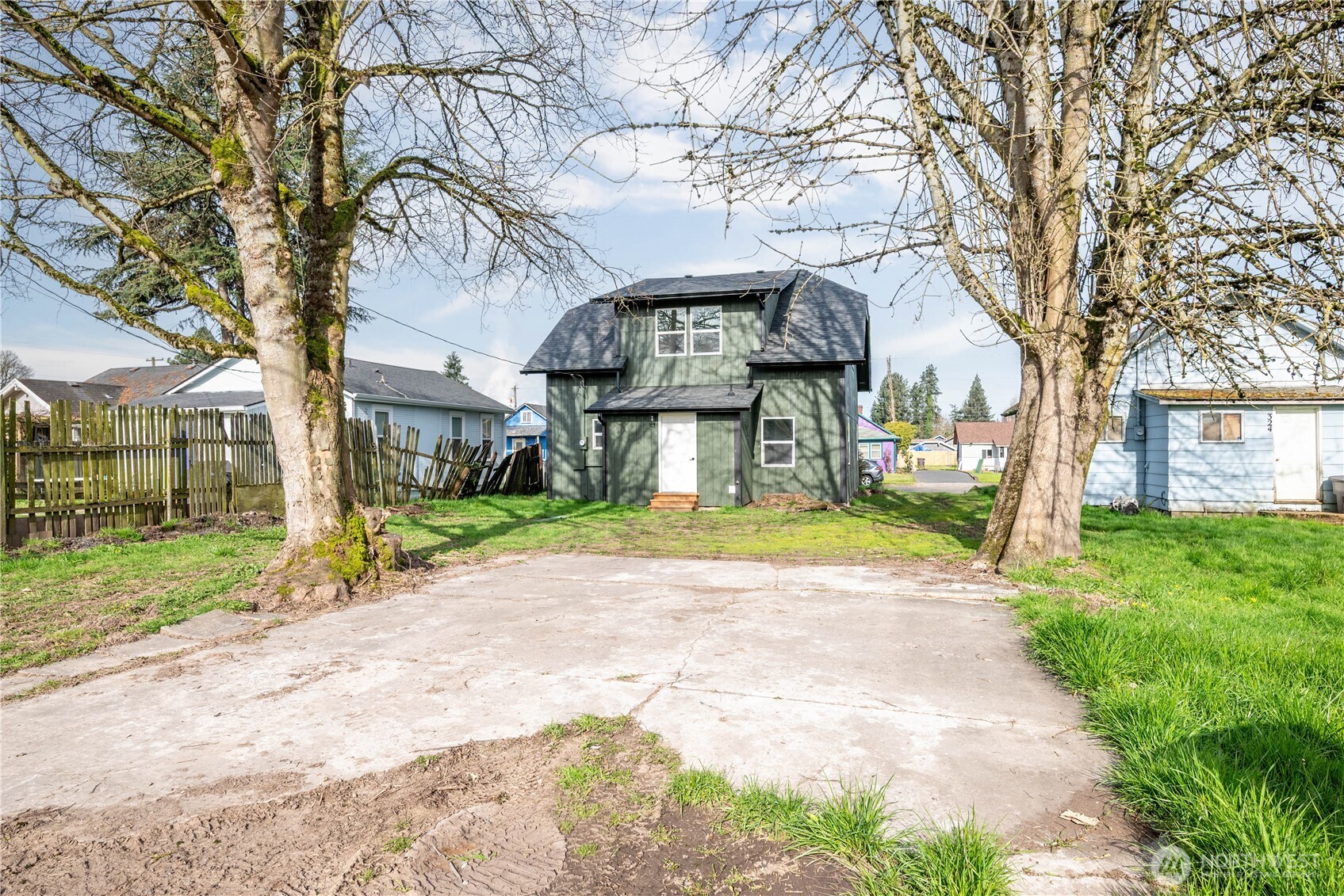 320 23rd Avenue , Longview, WA 98632