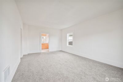 320 23rd Avenue , Longview, WA 98632 - Photo 6