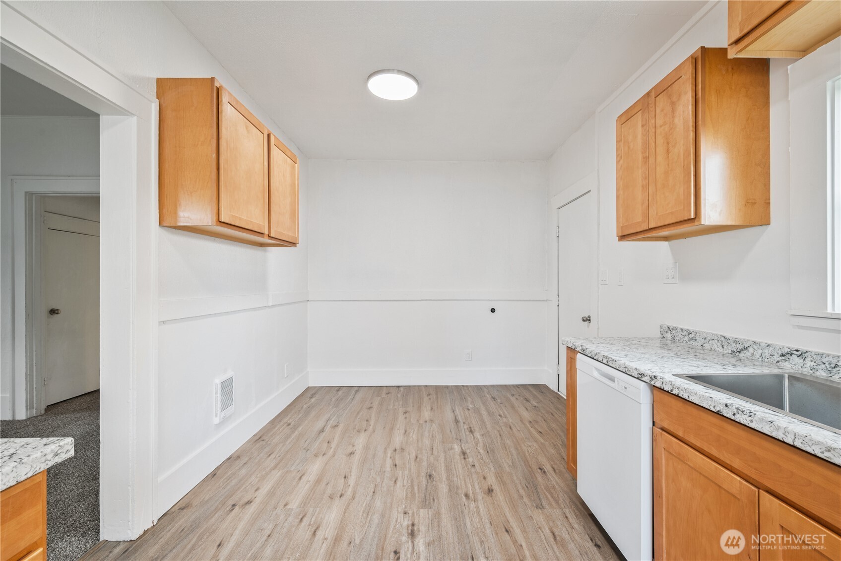 320 23rd Avenue , Longview, WA 98632