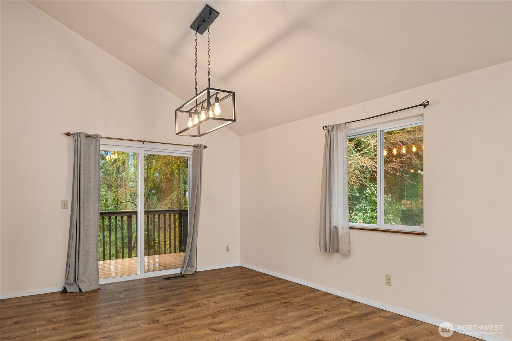 33500 PL SW 33rd , Federal Way, WA 98023