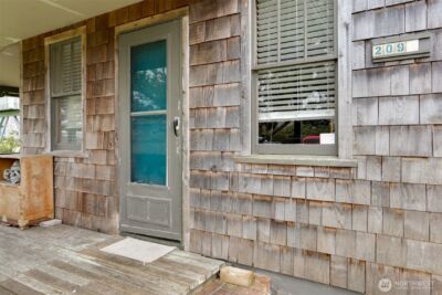 209 5th Street NE, Long Beach, WA 98631 - Photo 3