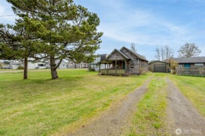 209 5th Street NE, Long Beach, WA 98631 - Photo 4