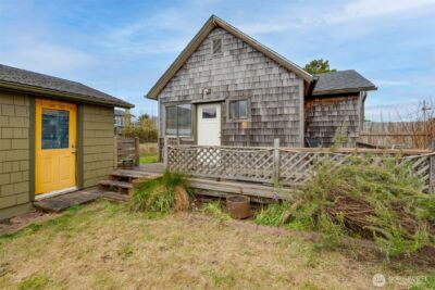 209 5th Street NE, Long Beach, WA 98631 - Photo 9