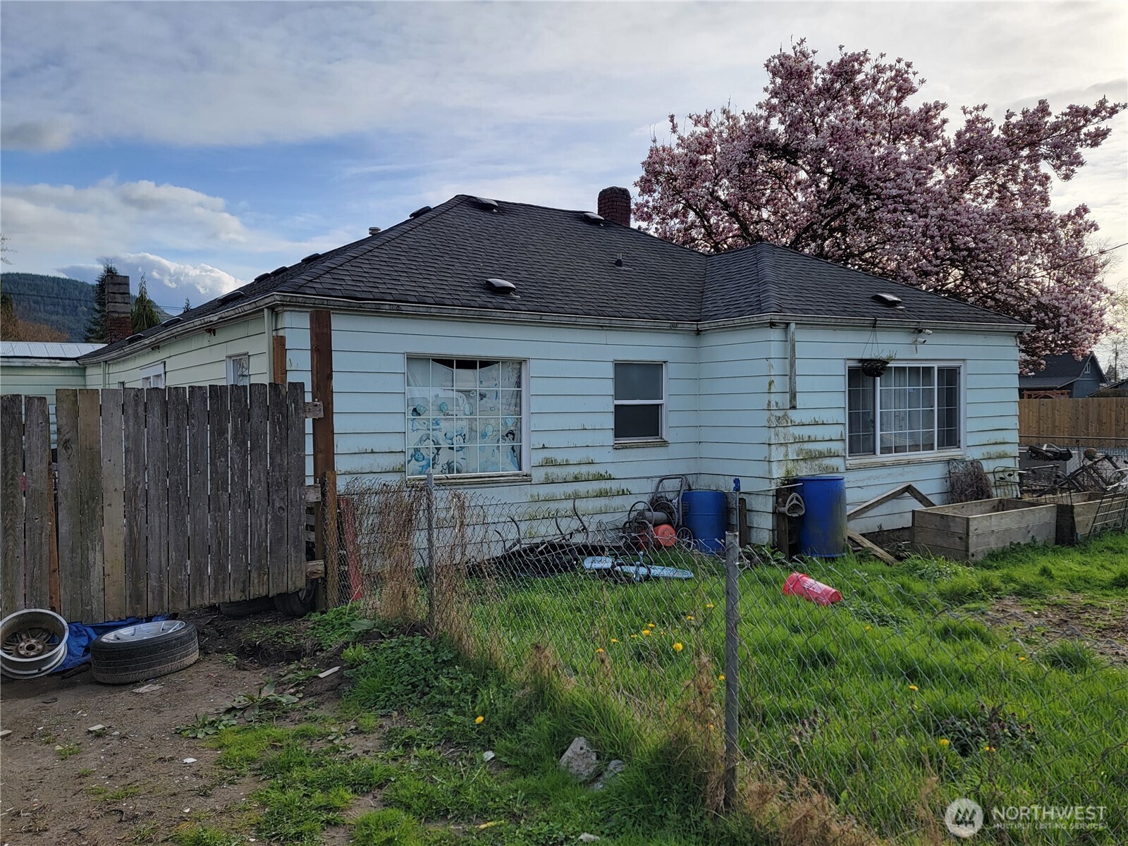 901 11th Street , Sedro Woolley, WA 98284