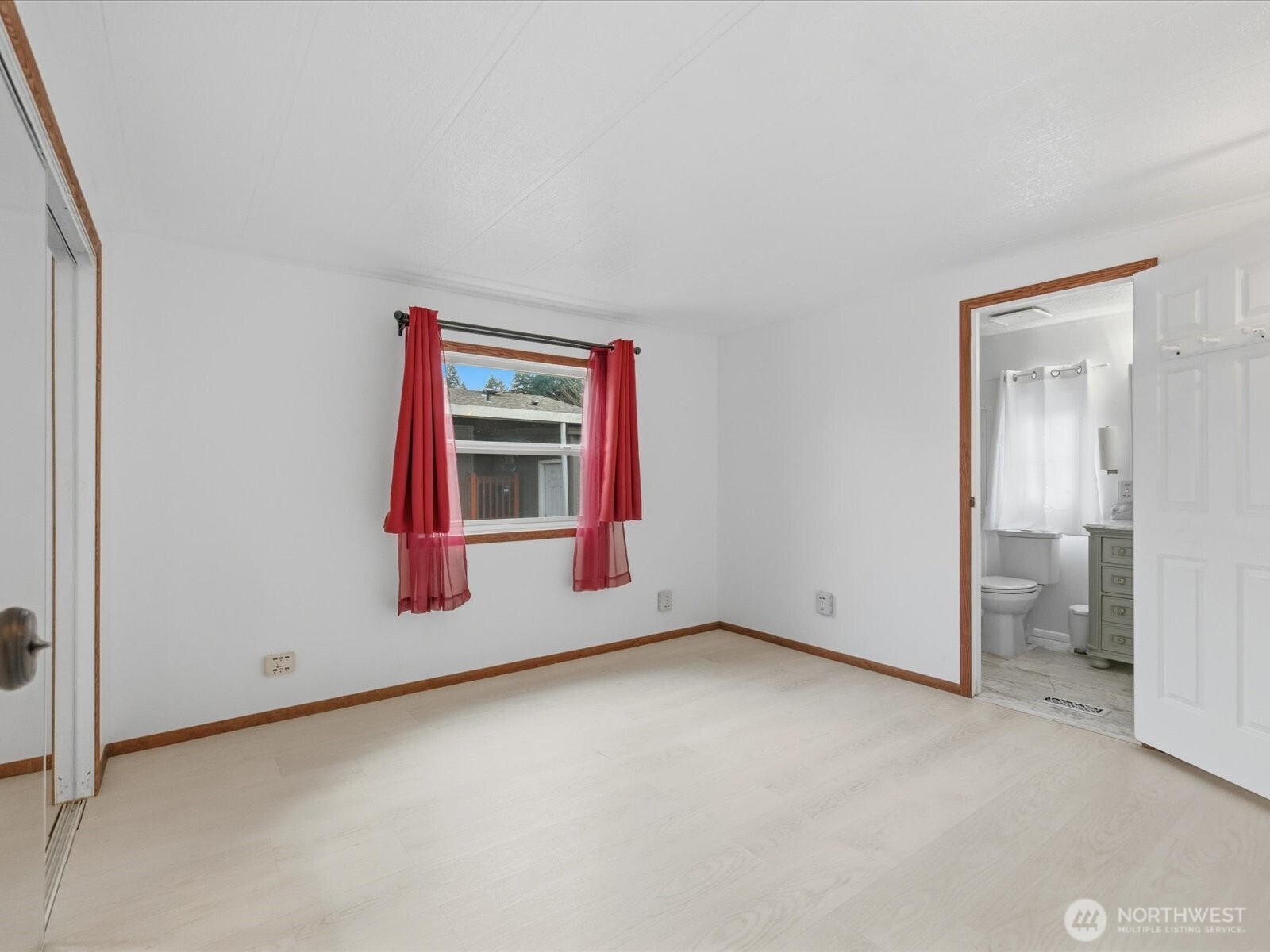 620 112th Street SE #207, Everett, WA 98208