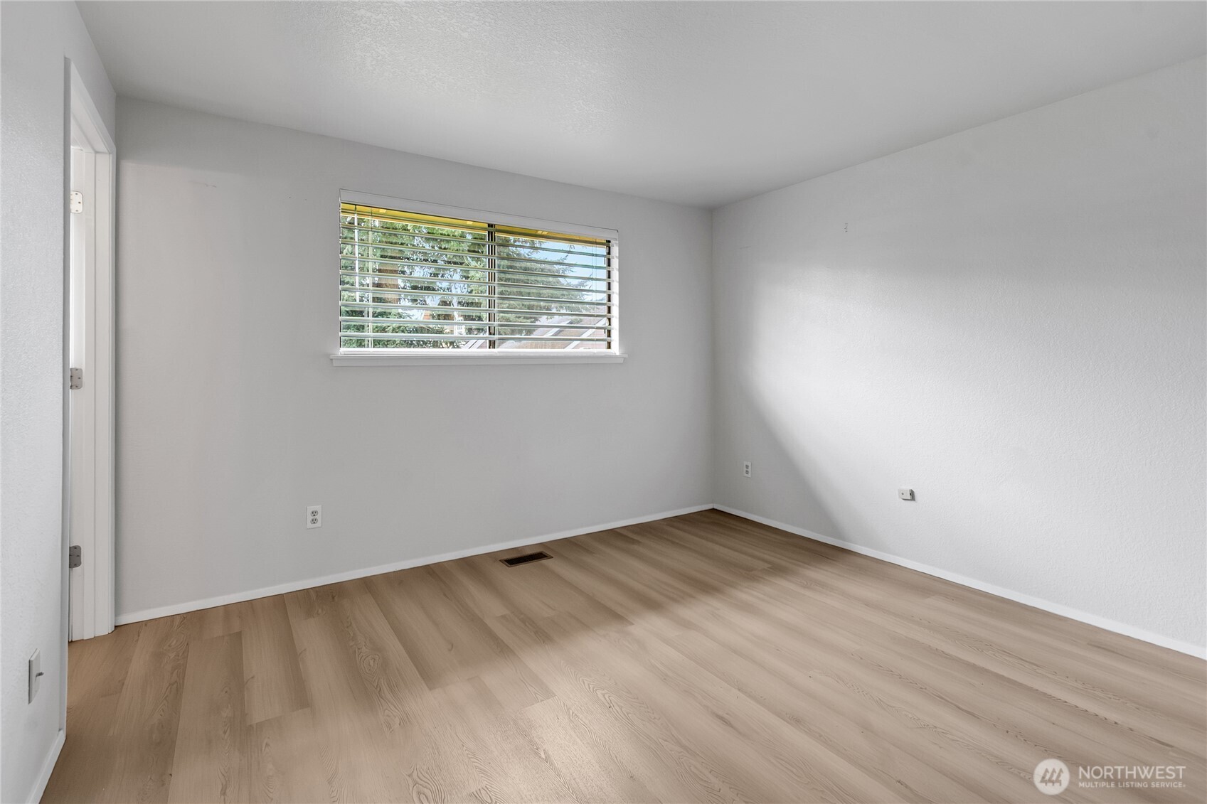 314 Alder Avenue , Sumner, WA 98390