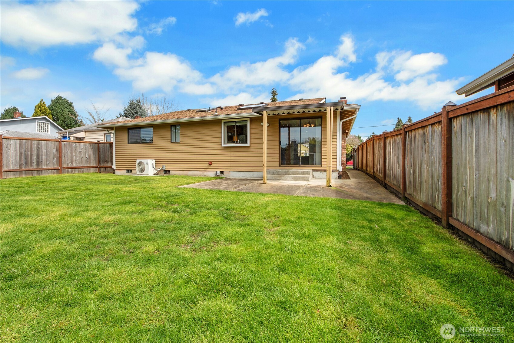314 Alder Avenue , Sumner, WA 98390