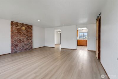 314 Alder Avenue , Sumner, WA 98390 - Photo 6