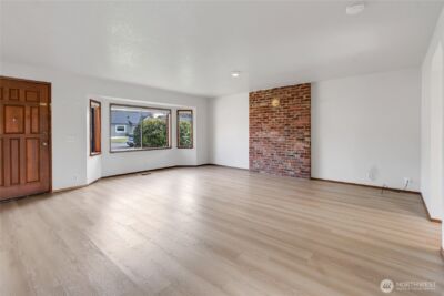 314 Alder Avenue , Sumner, WA 98390 - Photo 7