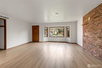 314 Alder Avenue , Sumner, WA 98390 - Photo 8