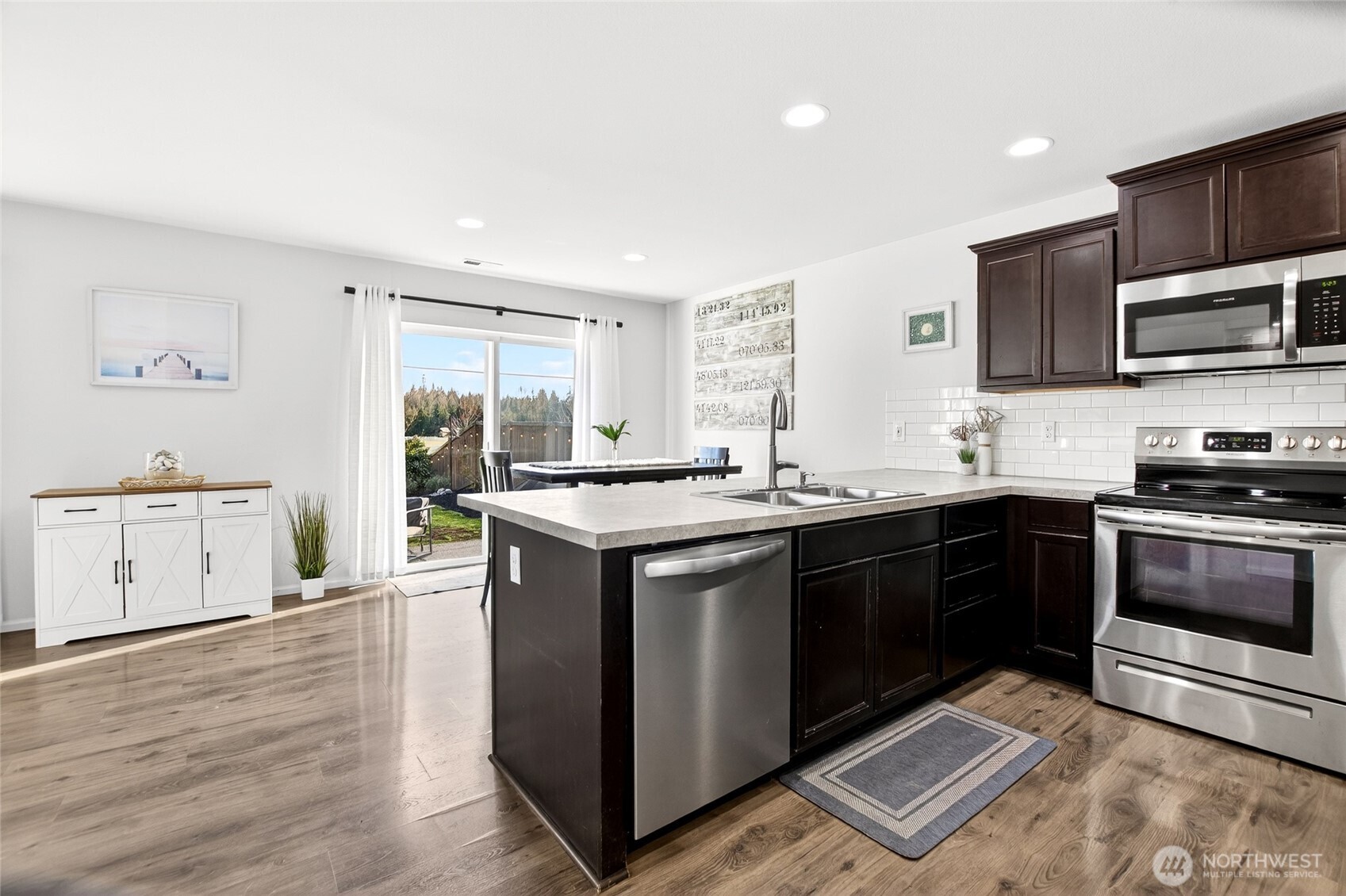 17806 Ashe Court , Granite Falls, WA 98252