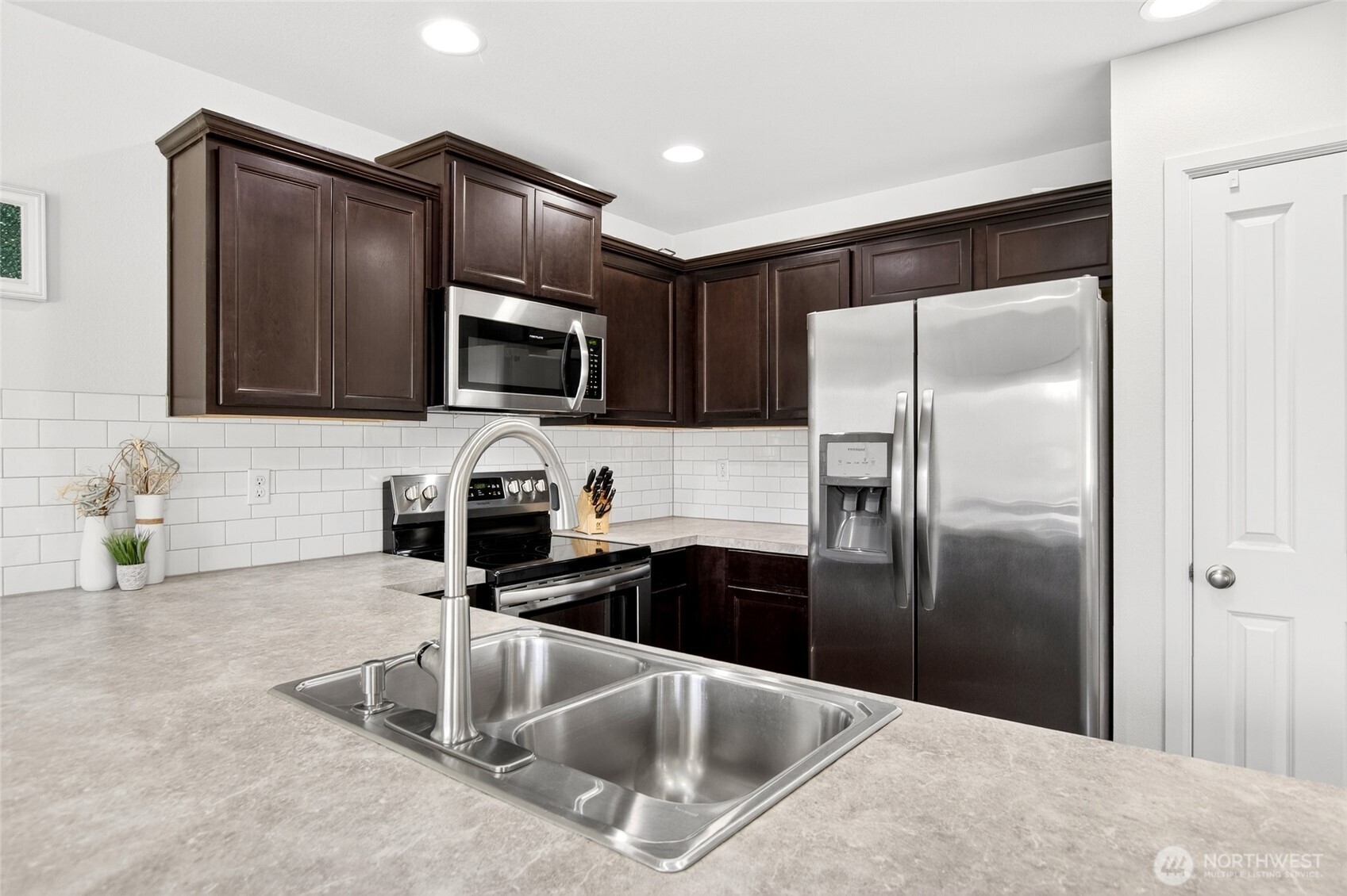 17806 Ashe Court , Granite Falls, WA 98252