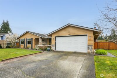 14611 SE 167th Place , Renton, WA 98058 - Photo 2