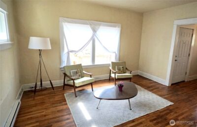 2544 15th Avenue W, Seattle, WA 98119 - Photo 2