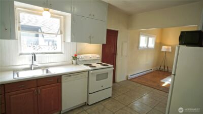 2544 15th Avenue W, Seattle, WA 98119 - Photo 3