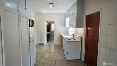 2544 15th Avenue W, Seattle, WA 98119 - Photo 4