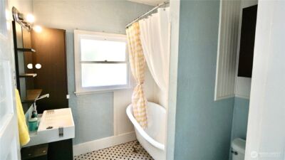 2544 15th Avenue W, Seattle, WA 98119 - Photo 7