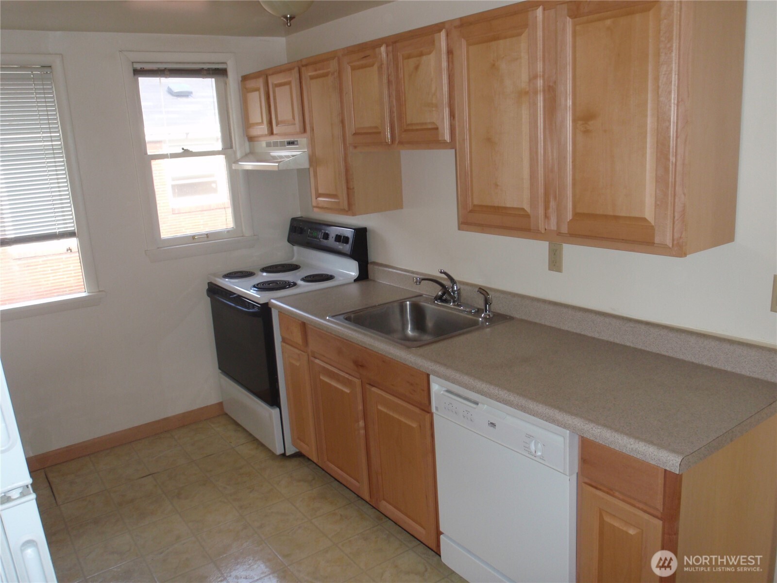 7329 15th Avenue NW, Seattle, WA 98107