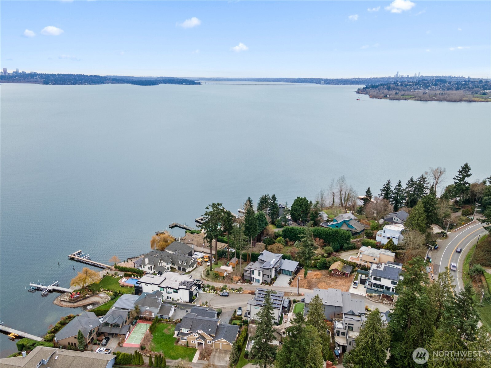 8329 NE Juanita Drive , Kirkland, WA 98034