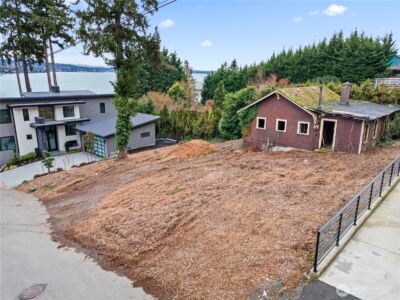 8329 NE Juanita Drive , Kirkland, WA 98034 - Photo 33