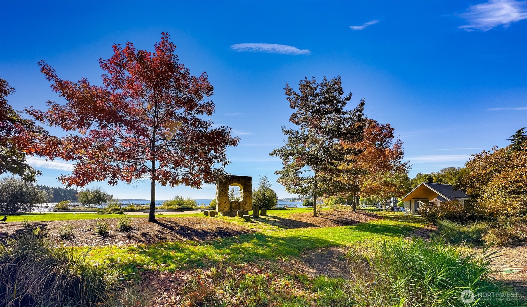 8329 NE Juanita Drive , Kirkland, WA 98034